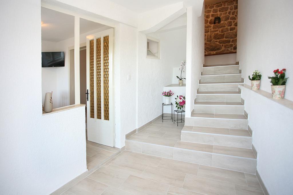 Holiday Home Miklica Klis Kültér fotó