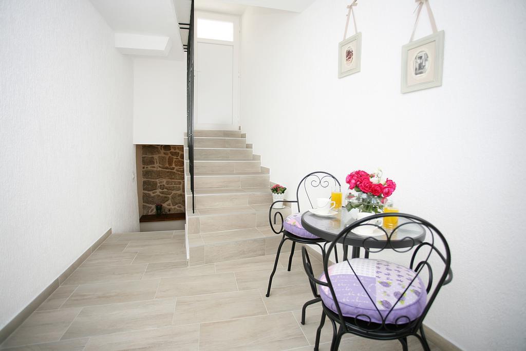 Holiday Home Miklica Klis Kültér fotó