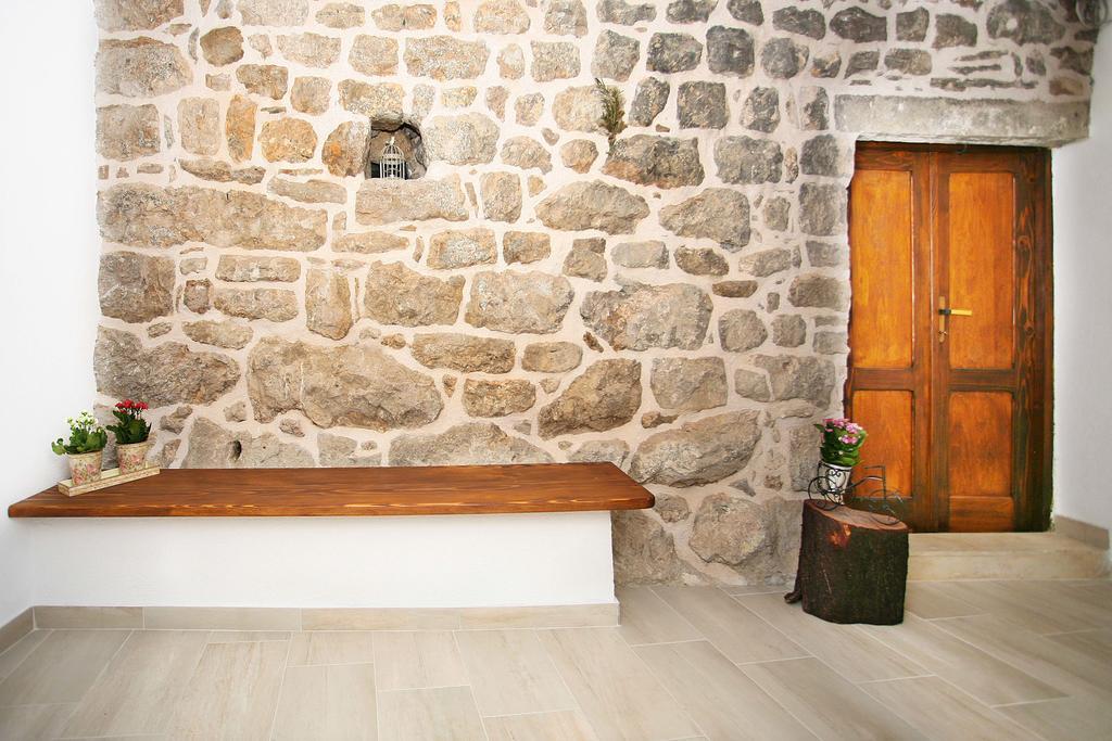 Holiday Home Miklica Klis Kültér fotó