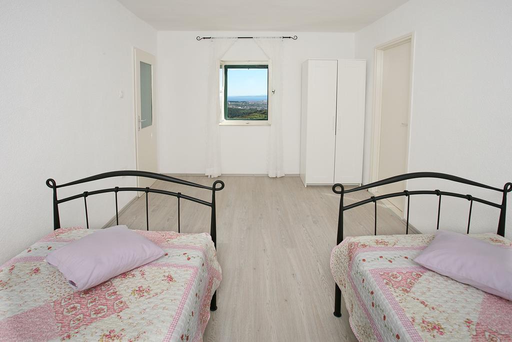 Holiday Home Miklica Klis Kültér fotó